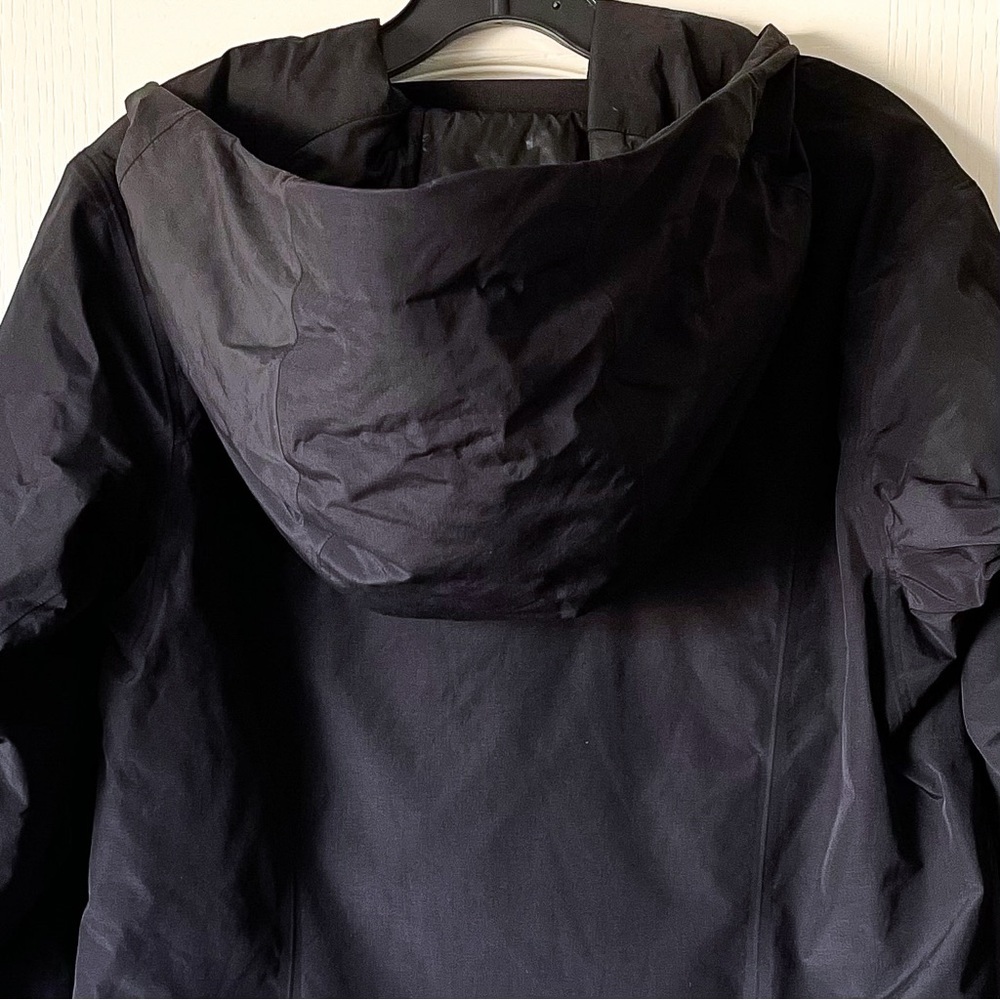 Arc’teryx Osanna Coat Gore-Tex Thermium Insulated Black Small GUC - Picture 9 of 10